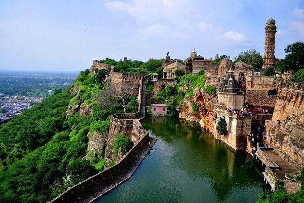 Menar_Chittorgarh_Bassi_sanctuary